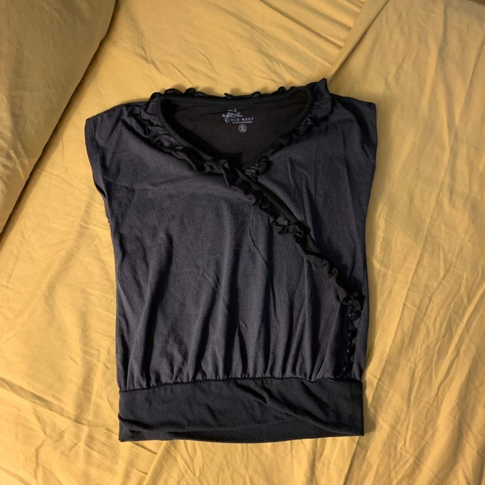 Old navy girls shirt